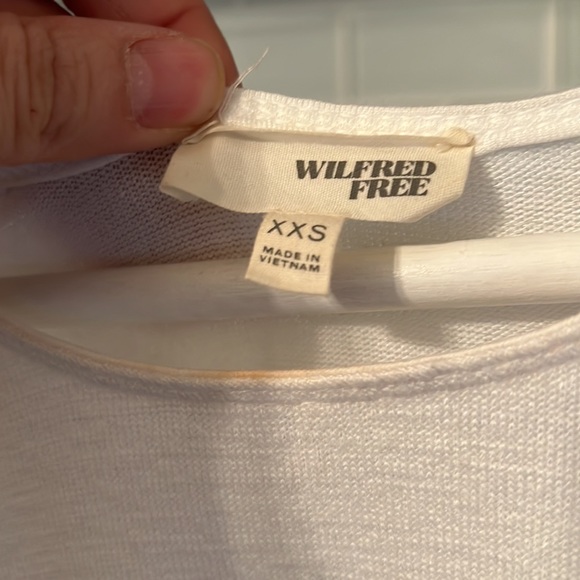 Aritizia tank top - Picture 2 of 4